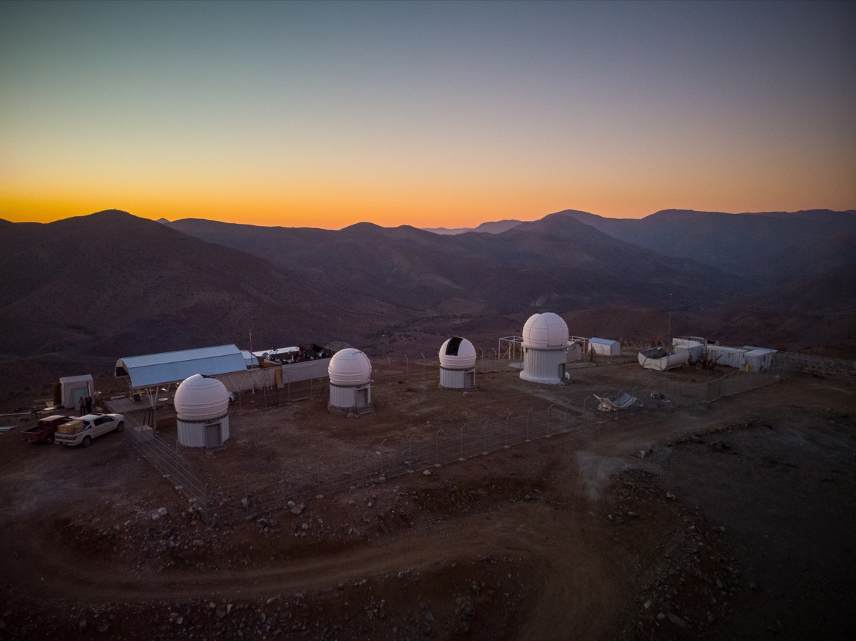 telescope CHI 1 CMOS