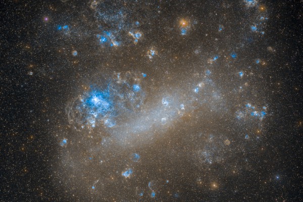 Large Magellan Cloud Large Magellan Cloud